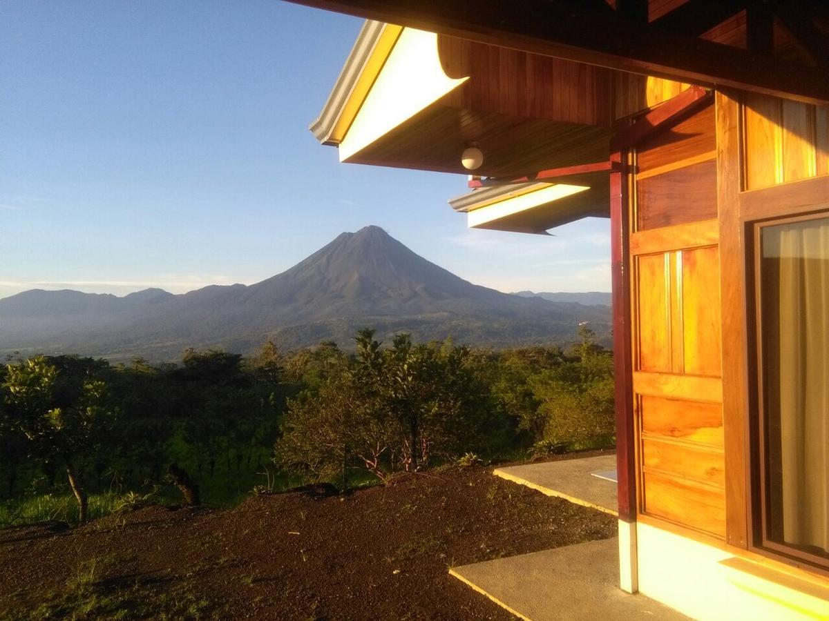 Las Pavitas Cottages Ла Фортуна Экстерьер фото