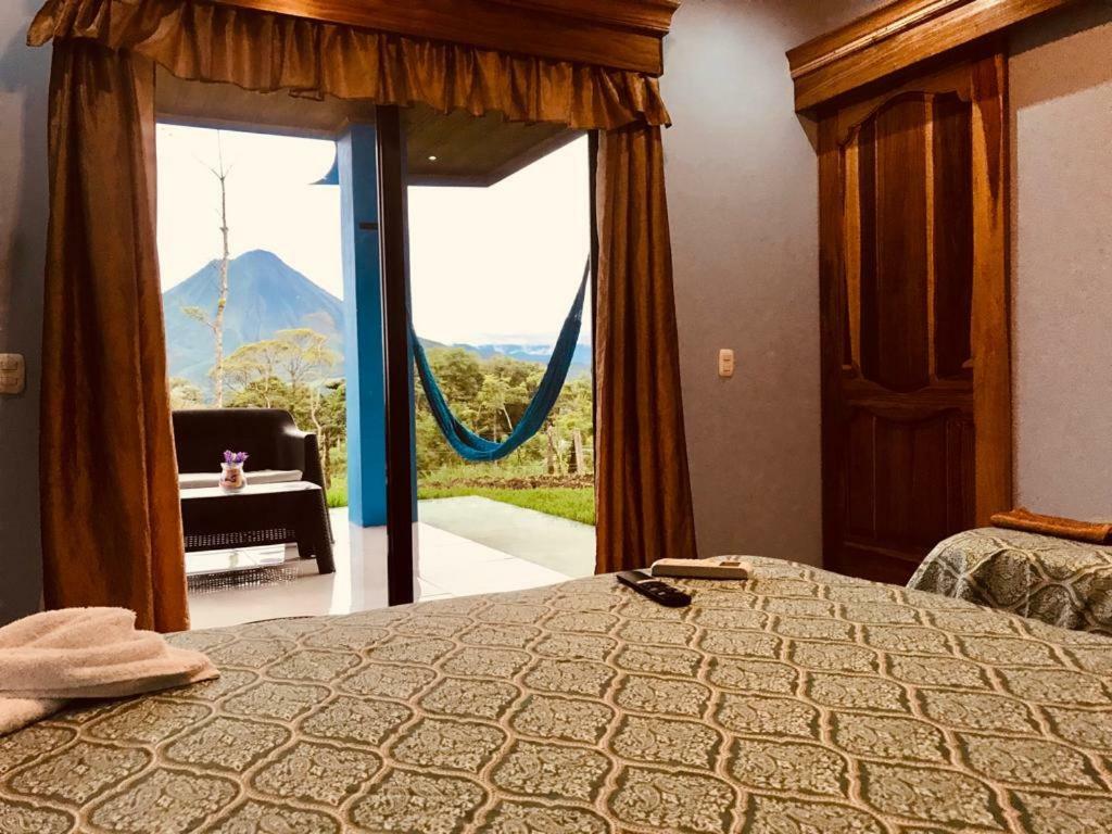 Las Pavitas Cottages Ла Фортуна Экстерьер фото